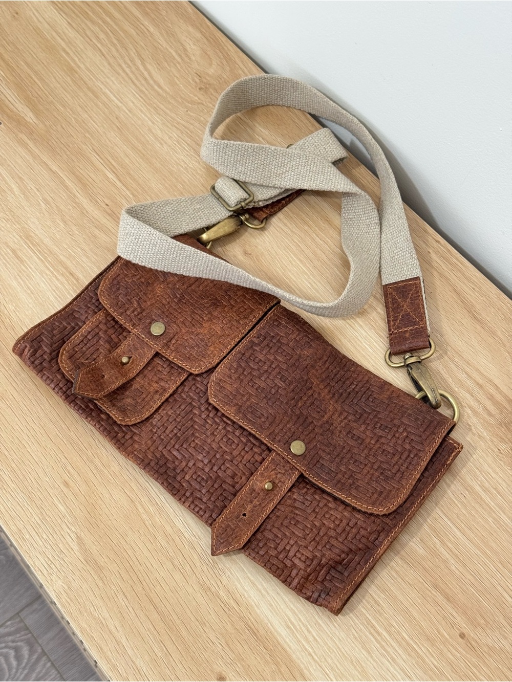 Vintage Crossbody Bag – Utility / Boho Style